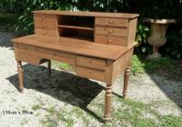 Bureau en chene pieds tournes 11 tiroirs.JPG